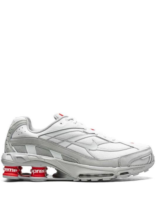 Supreme x Nike Shox